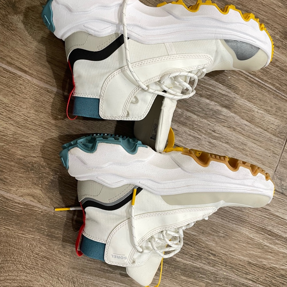 Sorel White Chunky Sneakers Waterproof